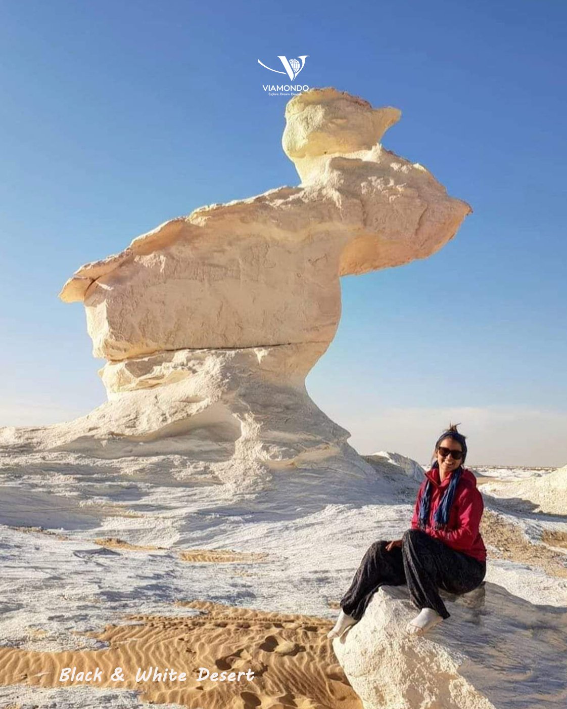 Cairo to Bahariya Oasis and the White Desert